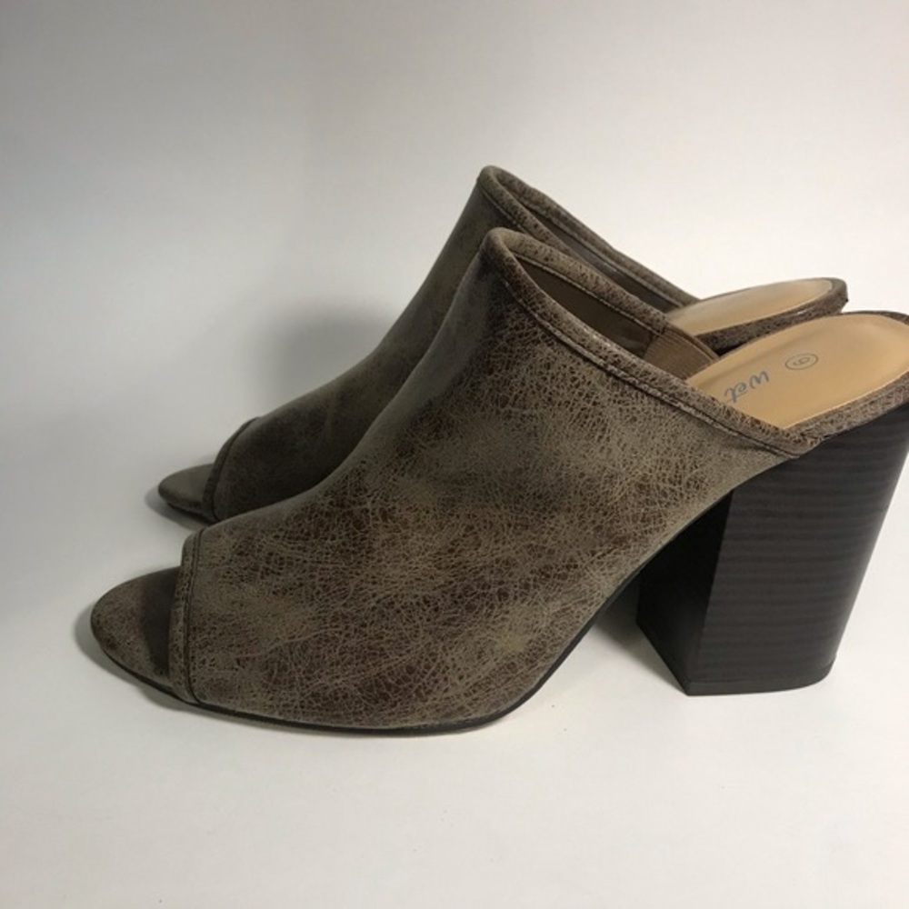 Distressed faux leather mule heel